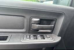 Ram 3500 Tradesman 4x4 Crew Cab 8' Box 2026 — side view