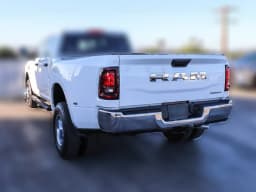 Ram 3500 Tradesman 4x4 Crew Cab 8' Box 2026 — side view