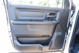Ram 3500 Tradesman 4x4 Crew Cab 8' Box 2026 — side view