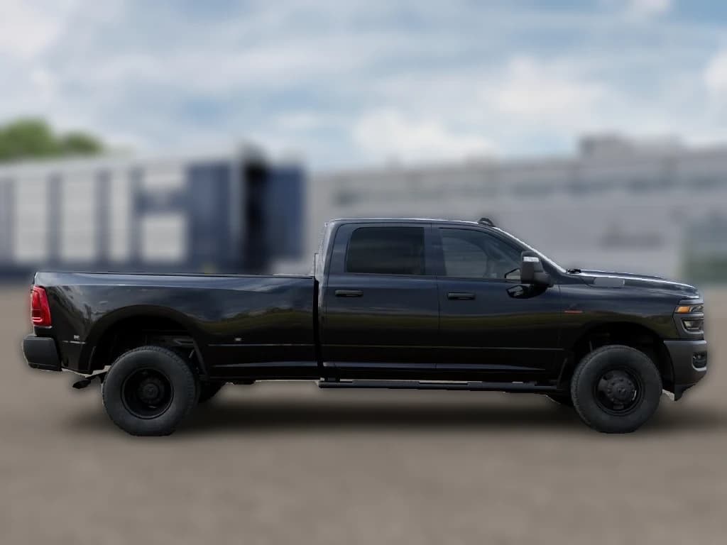 Ram 3500 Tradesman 4x4 Crew Cab 8' Box 2027 — side view