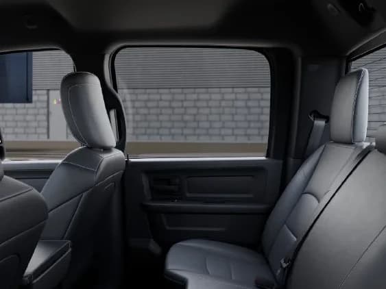 Ram 3500 Tradesman 4x4 Crew Cab 8' Box 2027 — side view
