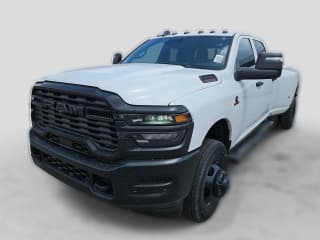 Ram 3500 Tradesman 4x4 Crew Cab 8' Box