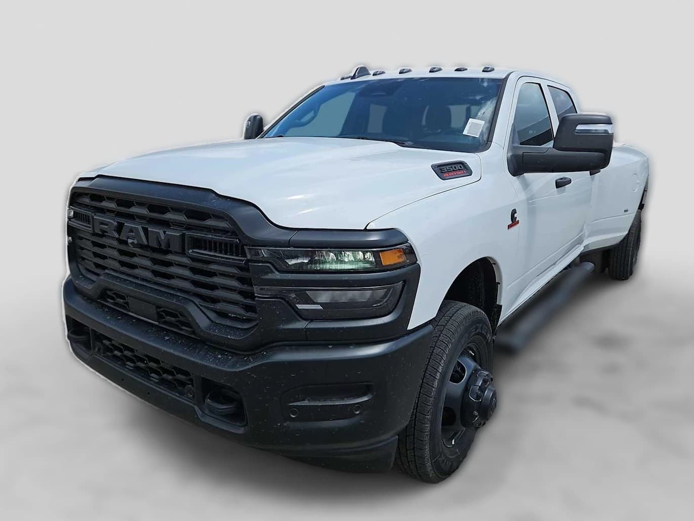 Ram 3500 Tradesman 4x4 Crew Cab 8' Box 2026 — side view