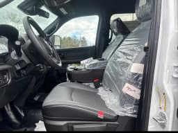 Ram 3500 Tradesman 4x4 Crew Cab 8' Box 2026 — side view