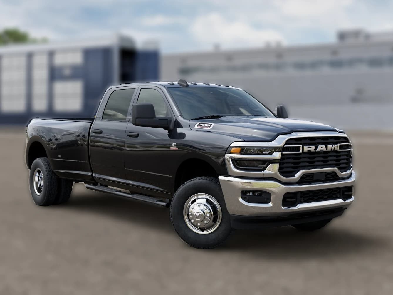 Ram 3500 Tradesman 4x4 Crew Cab 8' Box 2026 — side view