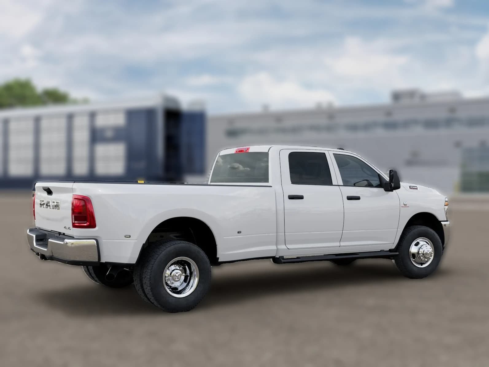Ram 3500 Tradesman 4x4 Crew Cab 8' Box 2026 — side view