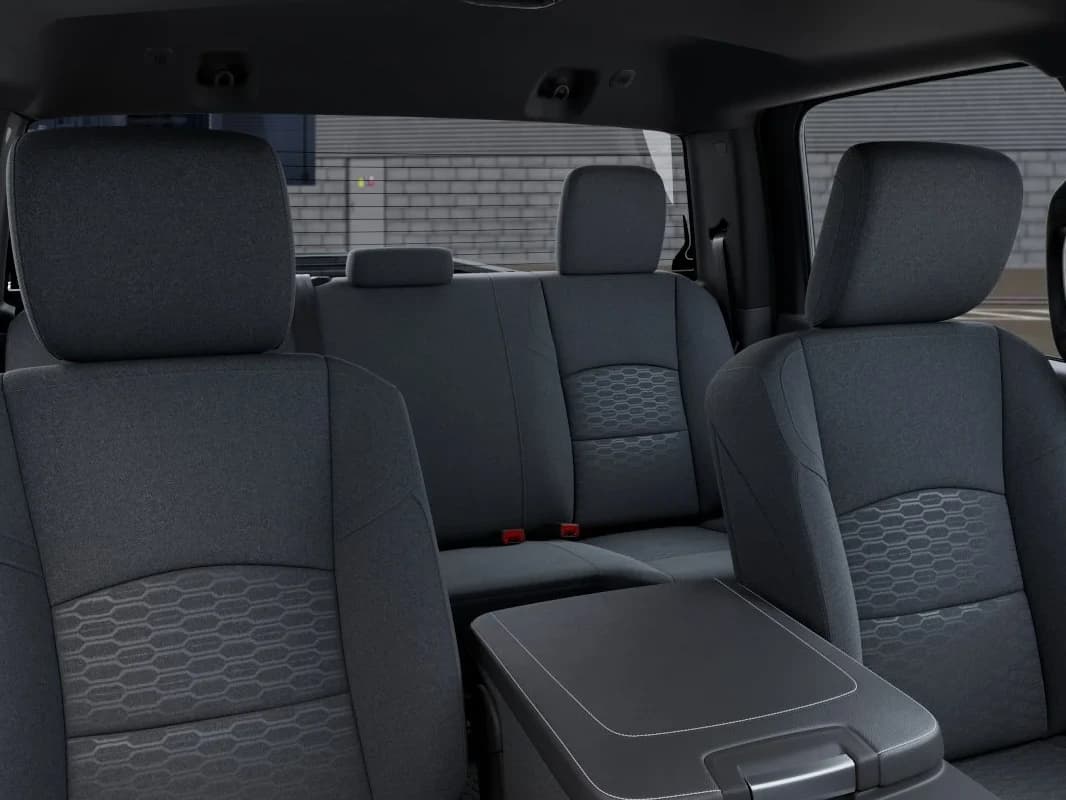 Ram 3500 Tradesman 4x4 Crew Cab 8' Box 2026 — side view