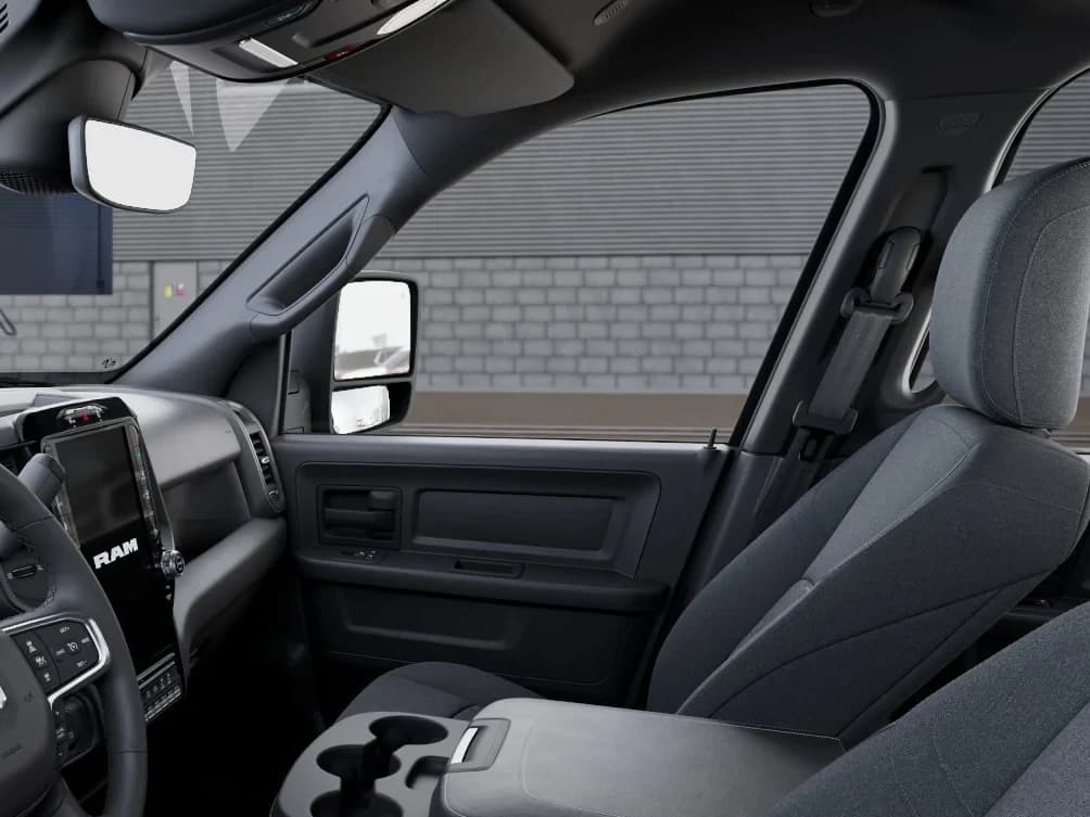 Ram 3500 Tradesman 4x4 Crew Cab 8' Box 2026 — side view