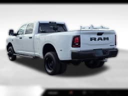 Ram 3500 Tradesman 4x4 Crew Cab 8' Box 2026 — side view