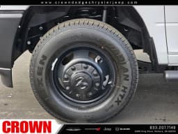 Ram 3500 Tradesman 4x4 Crew Cab 8' Box 2026 — side view