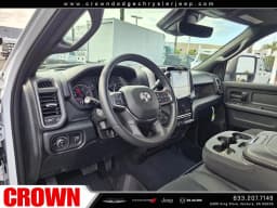 Ram 3500 Tradesman 4x4 Crew Cab 8' Box 2026 — side view