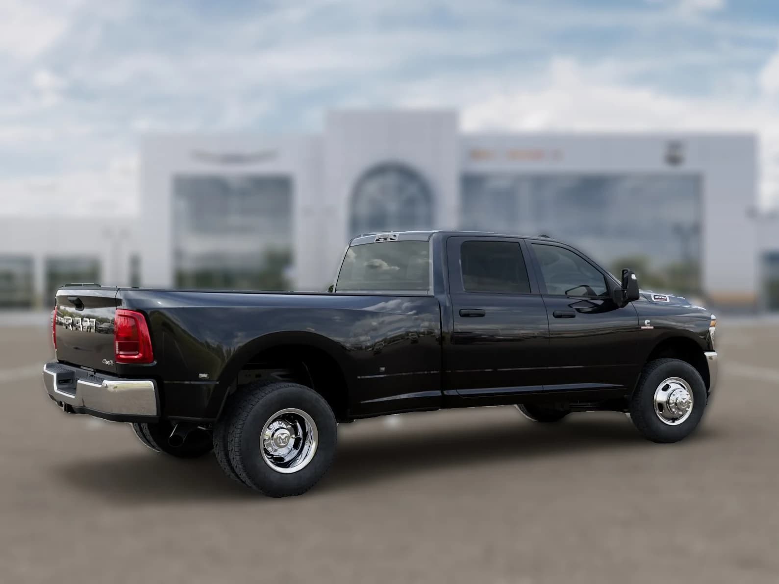 Ram 3500 Tradesman 4x4 Crew Cab 8' Box 2026 — side view