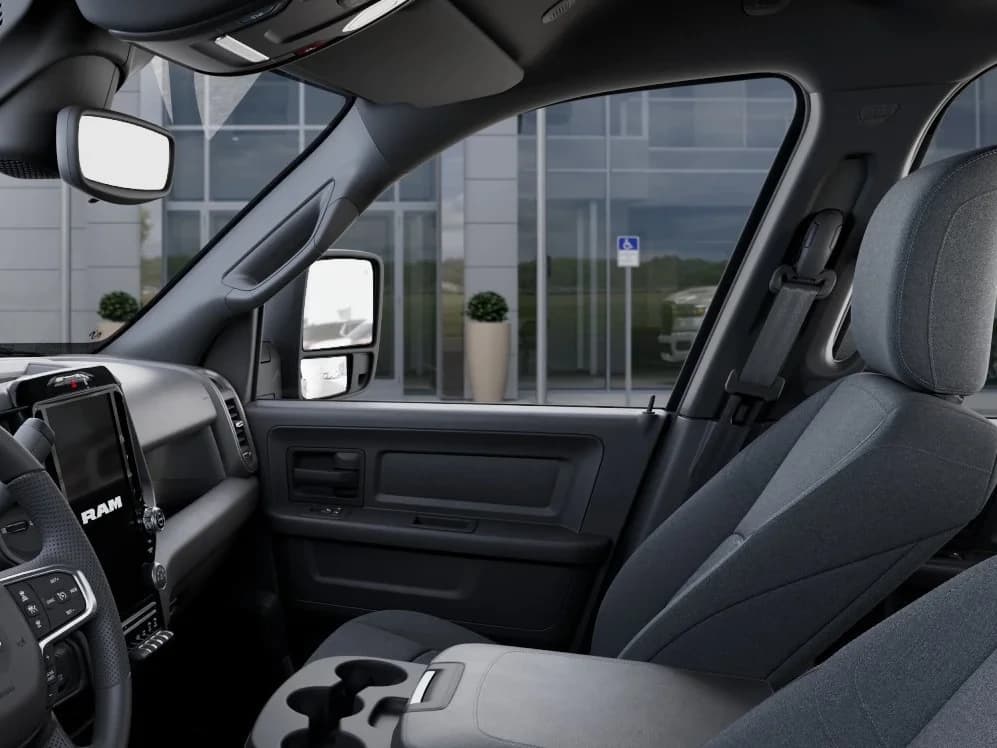 Ram 3500 Tradesman 4x4 Crew Cab 8' Box 2026 — side view