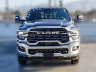 Ram 3500 Tradesman 4x4 Crew Cab 8' Box