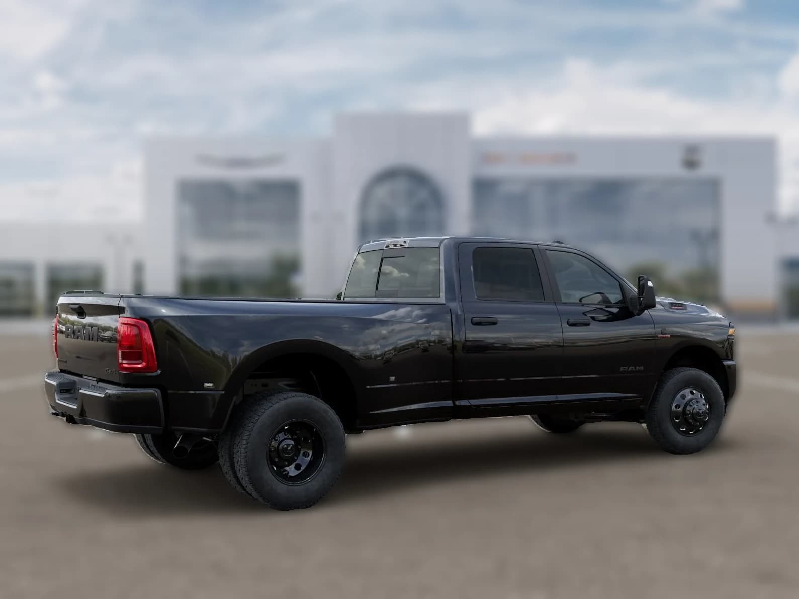 Ram 3500 Big Horn 4x4 Crew Cab 8' Box 2026 — side view