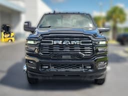 Ram 3500 Big Horn 4x4 Crew Cab 8' Box 2026 — side view