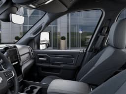 Ram 3500 Big Horn 4x4 Crew Cab 8' Box 2026 — side view