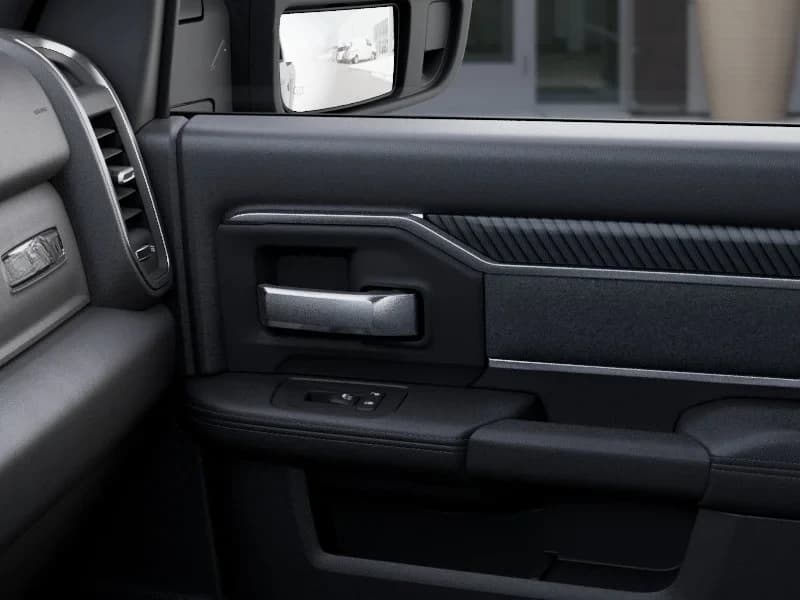 Ram 3500 Big Horn 4x4 Crew Cab 8' Box 2026 — side view
