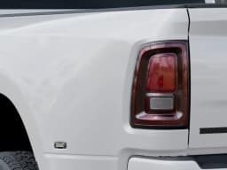 Ram 3500 Big Horn 4x4 Crew Cab 8' Box 2026 — side view