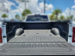 Ram 3500 Big Horn 4x4 Crew Cab 8' Box 2026 — side view