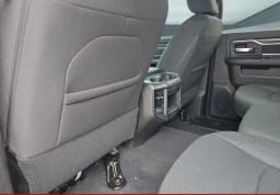 Ram 3500 Lone Star 4x4 Crew Cab 8' Box 2026 — side view