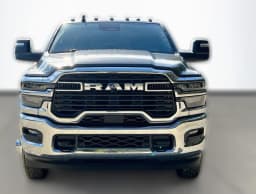 Ram 3500 Big Horn 4x4 Crew Cab 8' Box 2026 — side view