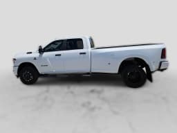 Ram 3500 Lone Star 4x4 Crew Cab 8' Box 2026 — side view
