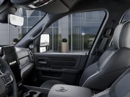 Ram 3500 Laramie 4x4 Crew Cab 8' Box 2026 — side view