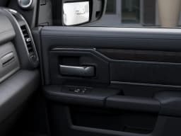 Ram 3500 Laramie 4x4 Crew Cab 8' Box 2026 — side view
