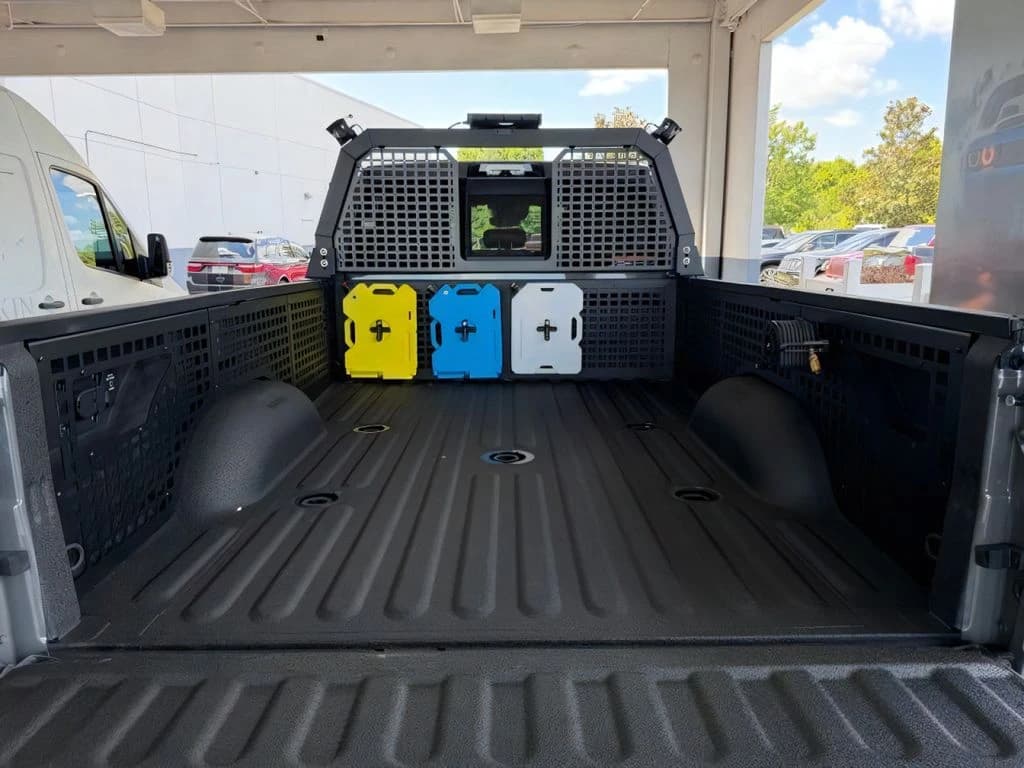 Ram 3500 Laramie 4x4 Crew Cab 8' Box 2026 — side view