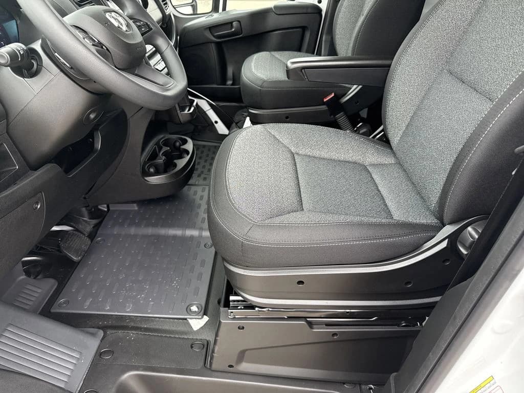 Ram ProMaster Window Van Tradesman 2500 High Roof 159" WB 2026 — side view