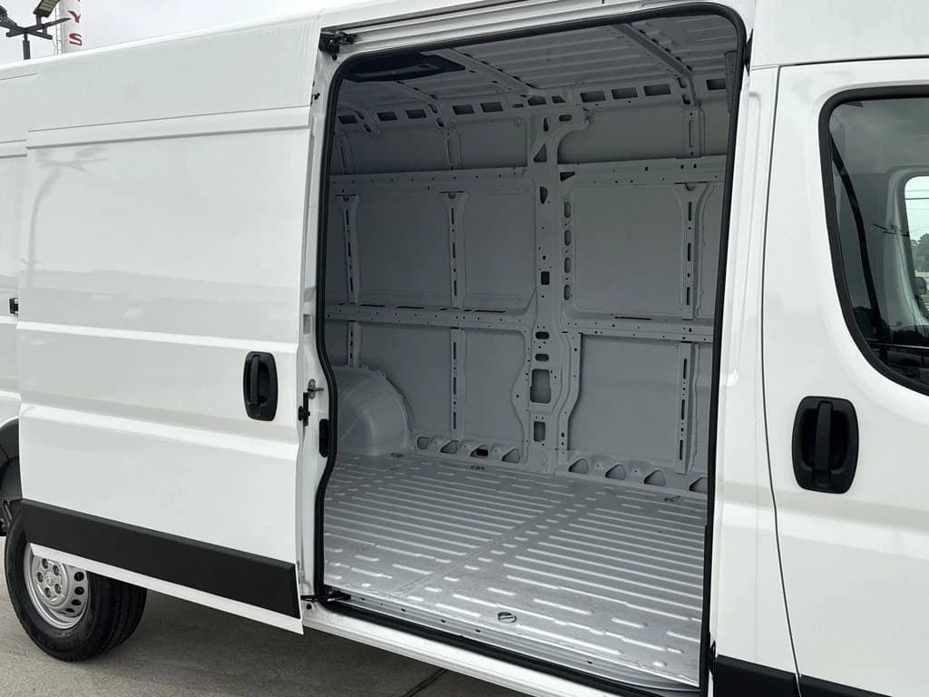 Ram ProMaster Window Van Tradesman 2500 High Roof 159" WB 2026 — side view