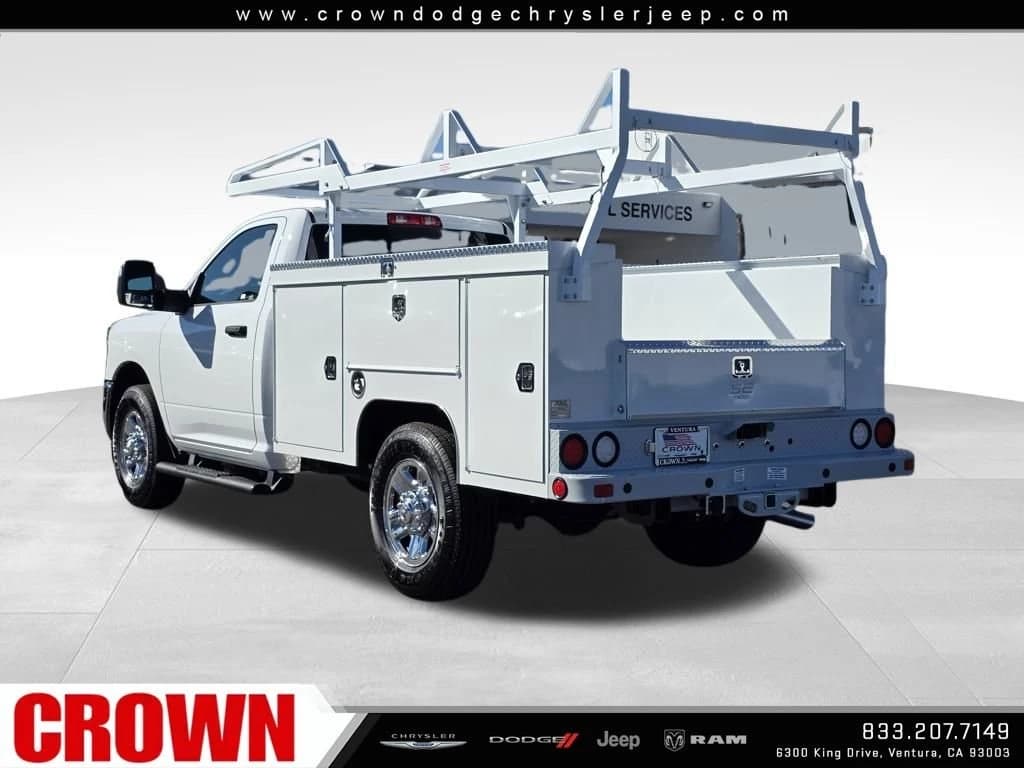 Ram 2500 Tradesman 4x2 Reg Cab 8' Box 2026 — side view