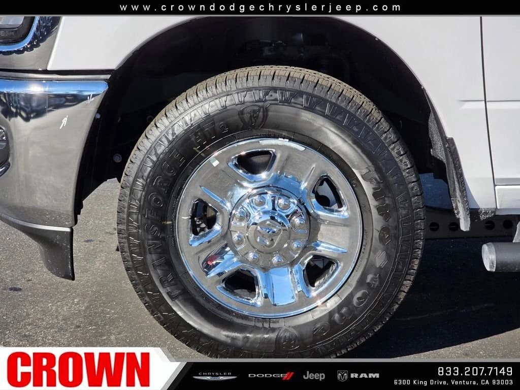Ram 2500 Tradesman 4x2 Reg Cab 8' Box 2026 — side view