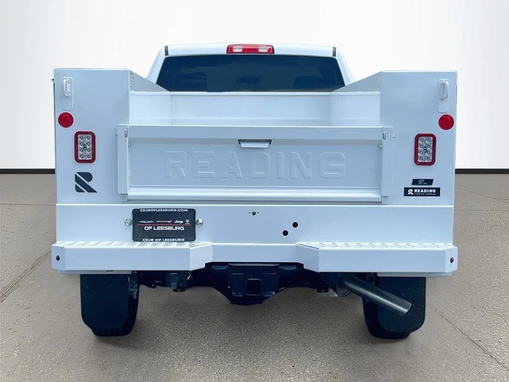 Ram 2500 Tradesman 4x4 Reg Cab 8' Box 2026 — side view