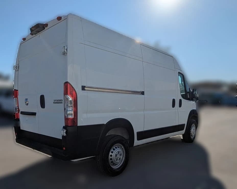 Ram ProMaster Cargo Van Tradesman 3500 High Roof 136" WB w/Pass Seat 2026 — side view
