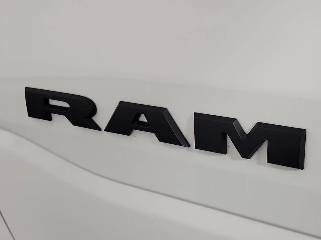 Ram 1500 Big Horn 4x2 Crew Cab 5'7" Box 2026 — side view