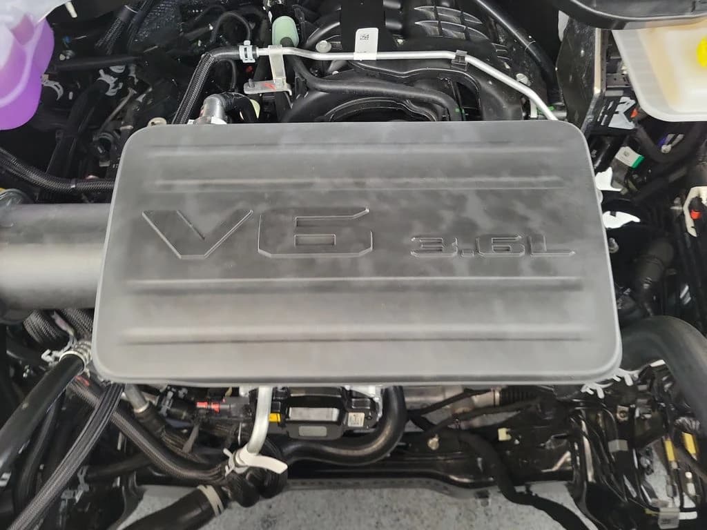 Ram 1500 Big Horn 4x2 Crew Cab 5'7" Box 2026 — side view