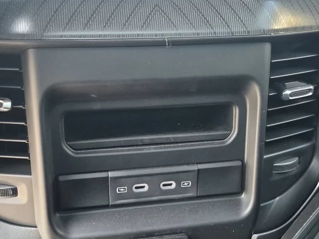 Ram 1500 Big Horn 4x2 Crew Cab 5'7" Box 2026 — side view