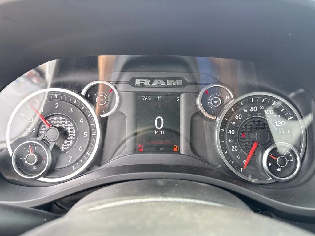 Ram 1500 Big Horn 4x2 Crew Cab 5'7" Box 2026 — side view