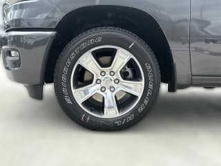 Ram 1500 Express 4x2 Crew Cab 5'7" Box