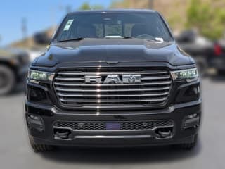 Ram 1500 Laramie 4x2 Crew Cab 5'7" Box