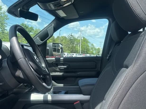 Ram 1500 Express 4x4 Crew Cab 5'7" Box 2026 — side view