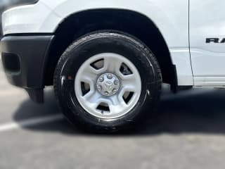 Ram 1500 Tradesman 4x4 Crew Cab 5'7" Box