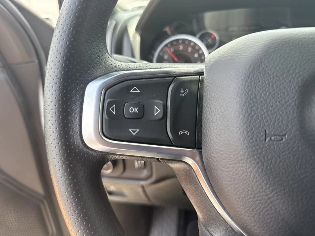 Ram 1500 Tradesman 4x4 Crew Cab 5'7" Box 2026 — side view