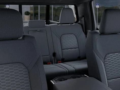 Ram 1500 Big Horn 4x4 Crew Cab 5'7" Box 2026 — side view
