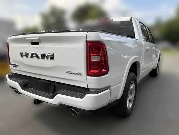 Ram 1500 Big Horn 4x4 Crew Cab 5'7" Box 2026 — side view