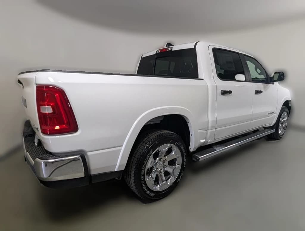 Ram 1500 Big Horn 4x4 Crew Cab 5'7" Box 2026 — side view