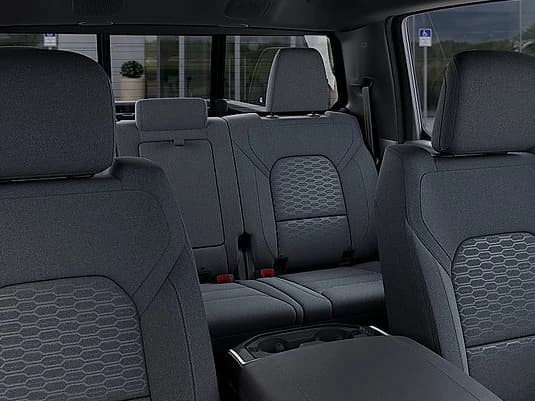 Ram 1500 Big Horn 4x4 Crew Cab 5'7" Box 2026 — side view