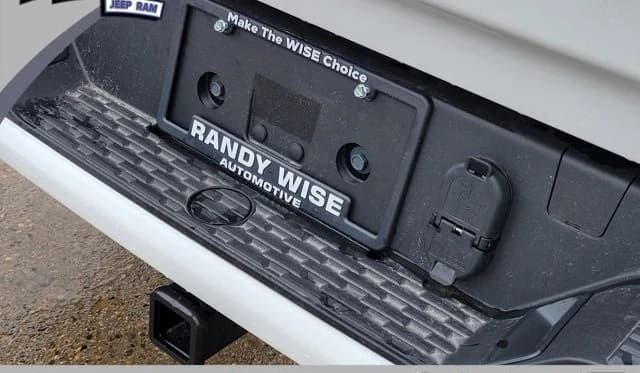 Ram 1500 Big Horn 4x4 Crew Cab 5'7" Box 2026 — side view